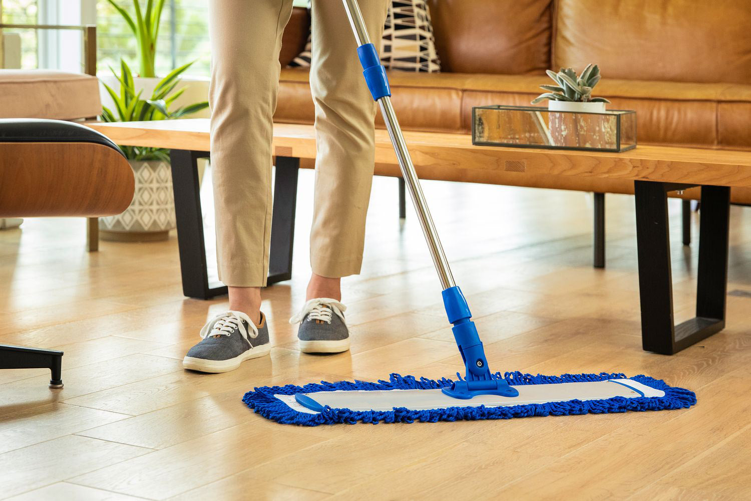 The Microfiber Wholesale Professional Mop, Reviewed